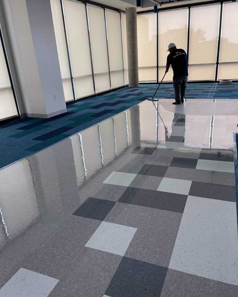 floor cleaning service polishing shiny floor